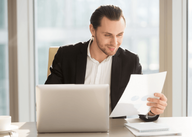 Expert offering business document translation services, ensuring that corporate documents are translated with accuracy.