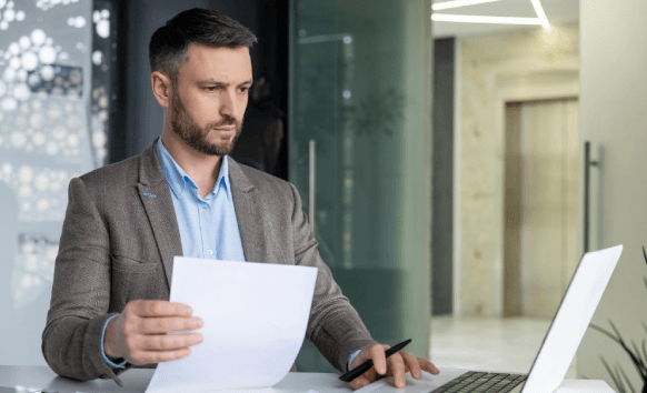 Translator provides certified divorce certificate translations in Florida, ensuring legal acceptance for legal purposes.