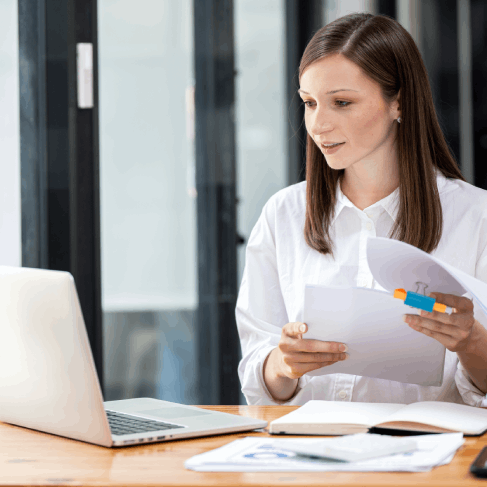 Customer in Florida using certified translations along with notary services for official document use.