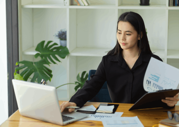 Customer using USCIS Certified translations for official documents in Florida, meeting all legal standards.